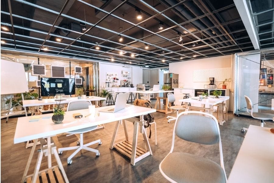 Xem xét các nguyên tắc cơ bản của ngành công nghiệp coworking space