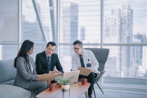 Quyền và nghĩa vụ của người đứng đầu văn phòng đại diện