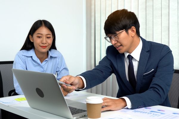 Nhóm ngành Marketing, quảng cáo