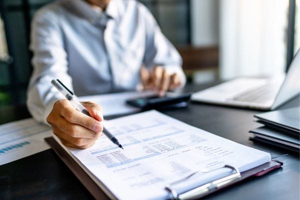 Nghiệp vụ văn phòng là gì?